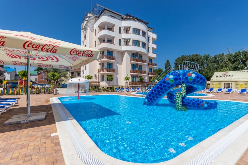 Отель "Роза Ветров"