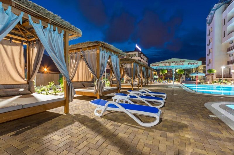 Отель "Роза Ветров"